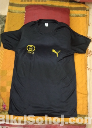 PUMA T-shirt